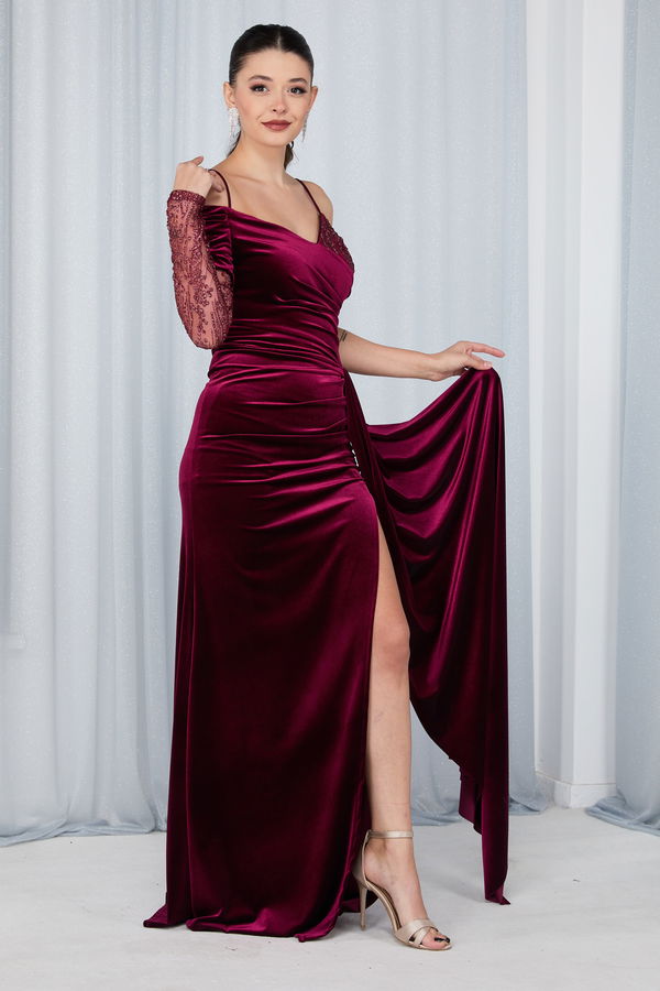 23655-BORDO Tek Kol Dantel Detaylı Kadife Yırtmaçlı Abiye Elbise