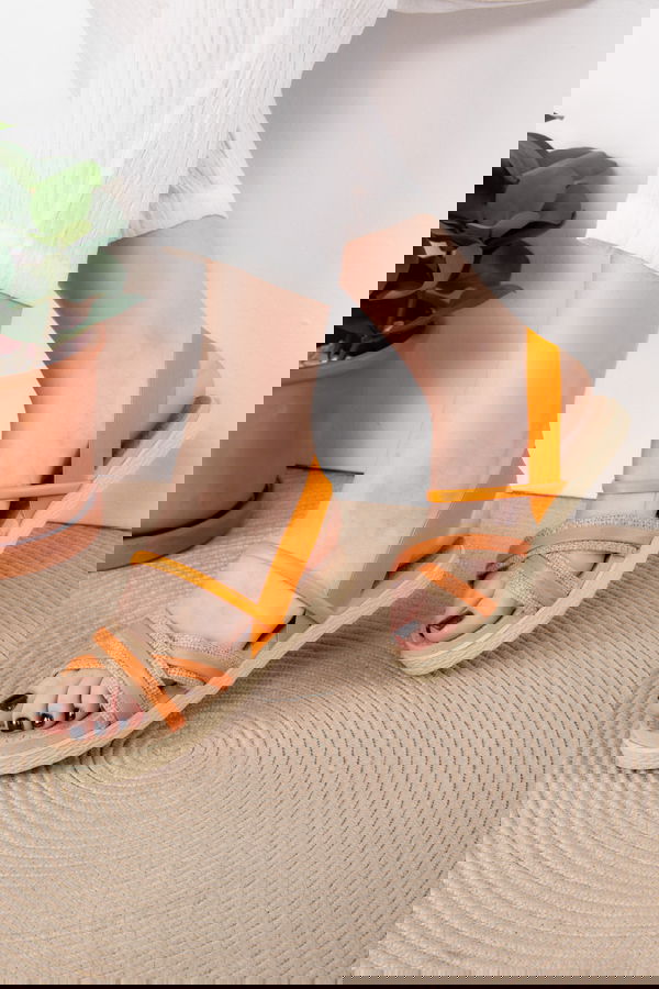 Kadın Oranj Hasır Sandalet - 25547