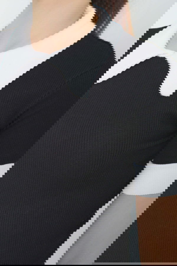 Yaka Garnili Crop Siyah - 27139